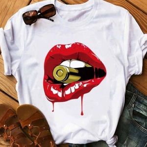 BITE THE BULLET   💋👄 LIPS T-SHIRT